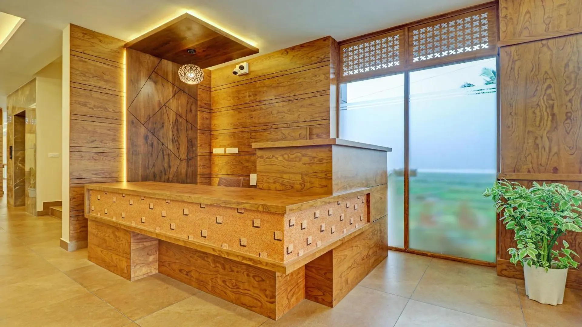 Hotel Treebo Golden Terminal, Kochi Airport