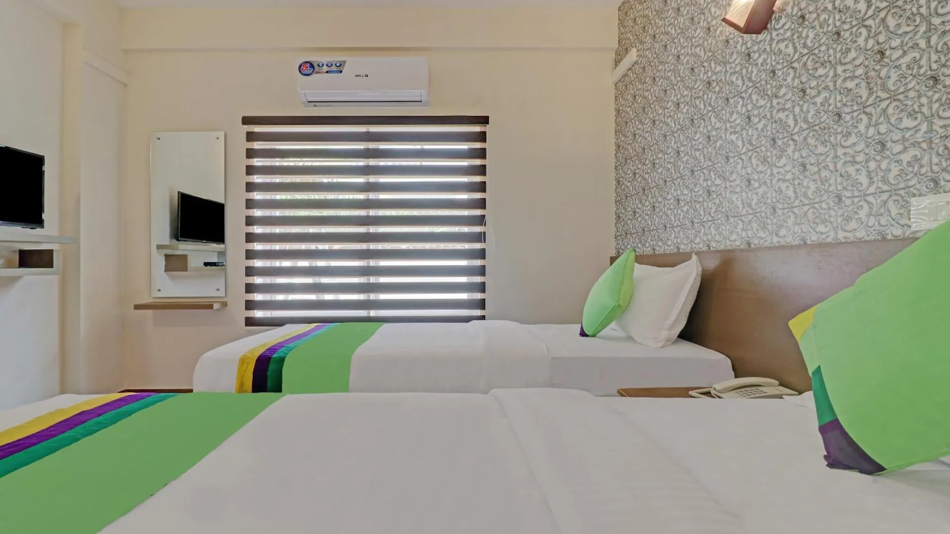 Hotel Treebo Golden Terminal, Kochi Airport