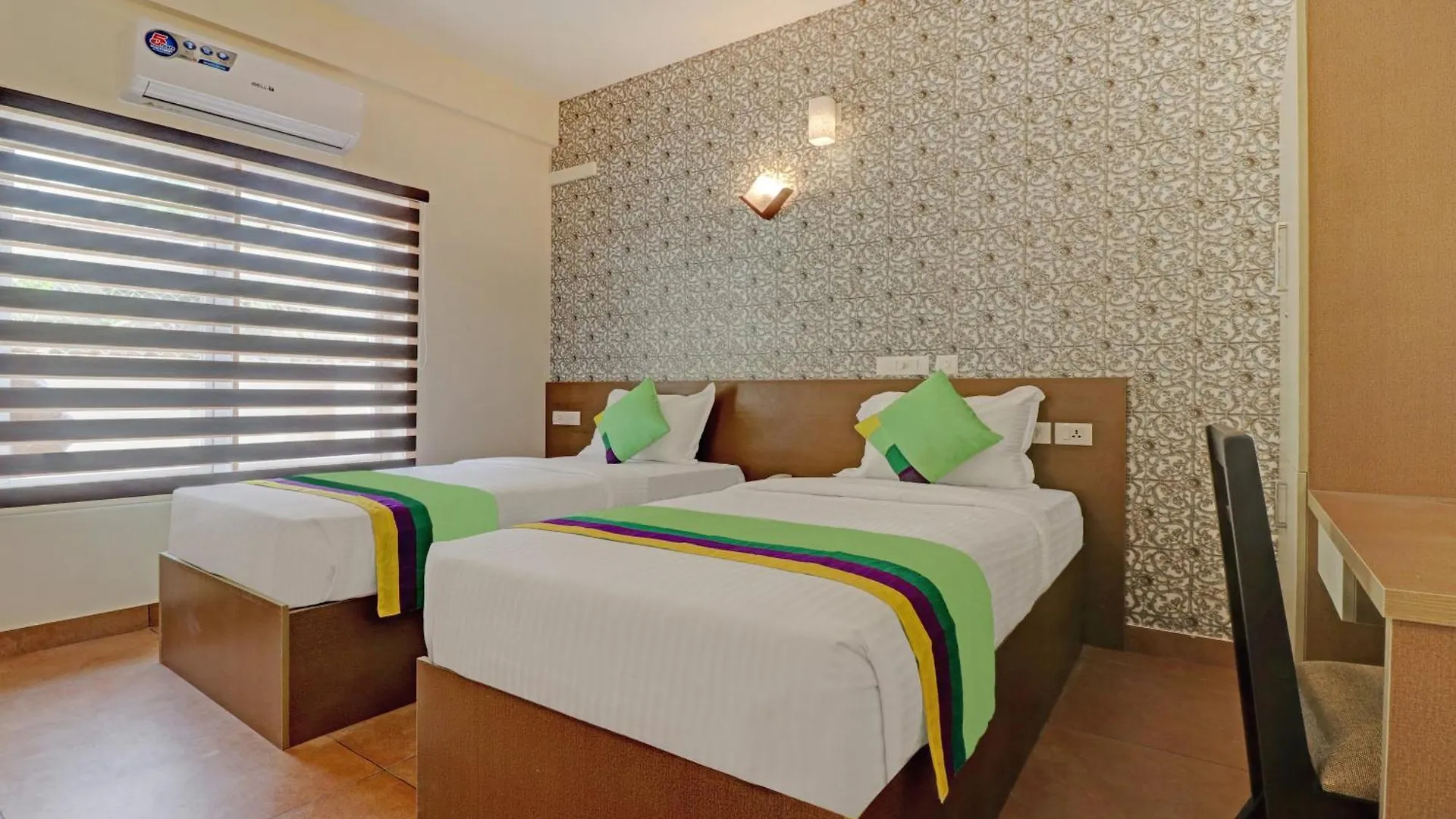 Hotel Treebo Golden Terminal, Kochi Airport